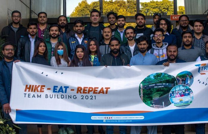 HIKE. EAT. REPEAT | Team-Building 2021